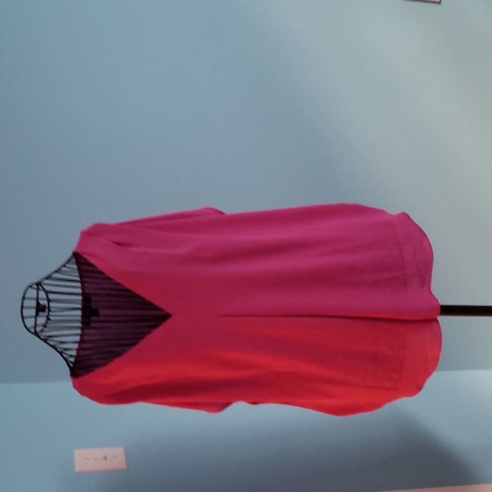 I.N.C pullover top. Pleat in front. Crepe fabric front and jersey fabric back.